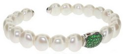 Pearl bangle