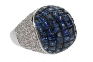 Invisibly set large ring