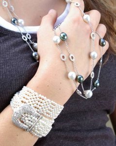 South Sea Pearl and Diamond oval link necklace