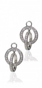 Diamond hoops with detachable double Diamond rings