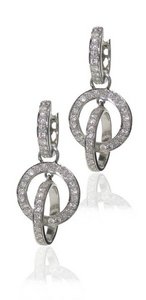 Diamond hoops with detachable double Diamond rings