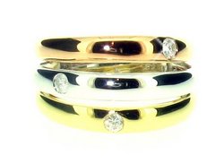 Triple Gold ring - with 3 Diamonds