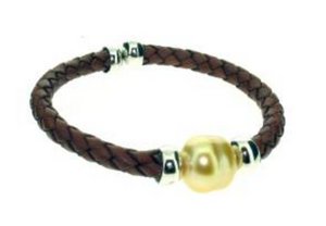 Leather cuff with large South Sea Pearl - tan