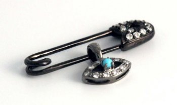 Evil Eye - Diamond pin - Blackened Gold
