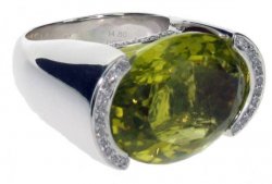 Large Oval 'Funky' ring - Amethyst