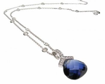 Briolette pendant - Corundum