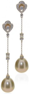 Fan top Pearl earrings