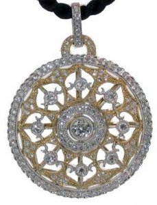 Lacey Diamond pendant - Deluxe
