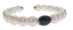 Pearl bangle