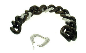 Detachable chain bracelet with pave set Diamond links