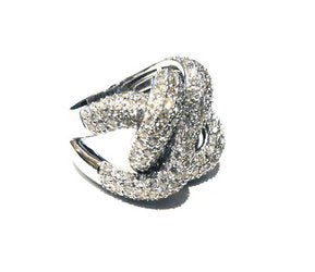 Classic link Diamond ring