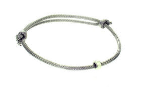 Knotted wire cuff