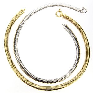 Italian Ribbed Collar