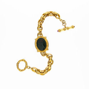 Intaglio Bracelet with reversible cornelian and green agate centre